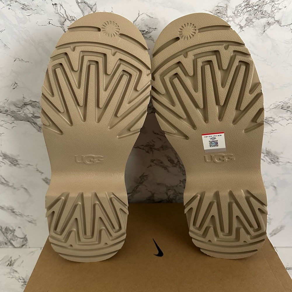 UGG Heights Sand Suede Slip On Casual Clog Shoes Chestnut 1152731 Women Size 12 - Picture 6 of 7